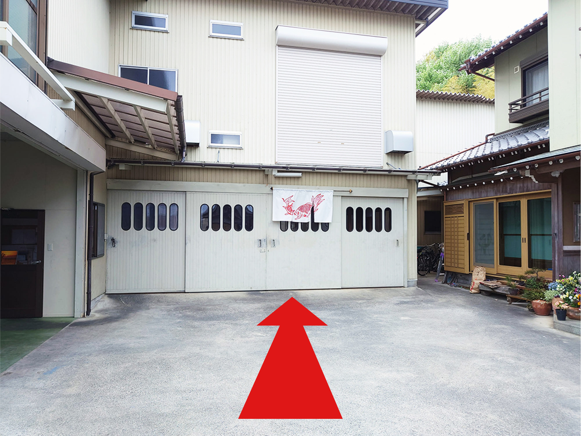 02こちらに駐車していただけます